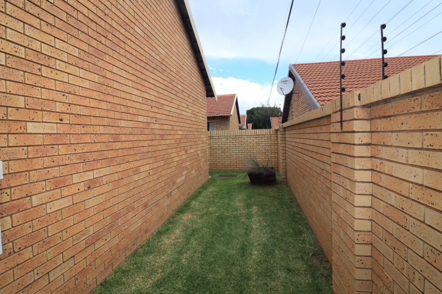 3 Bedroom Property for Sale in Langenhovenpark Free State